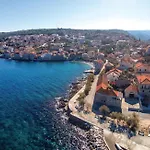 Appartement Direct At Sea Postira